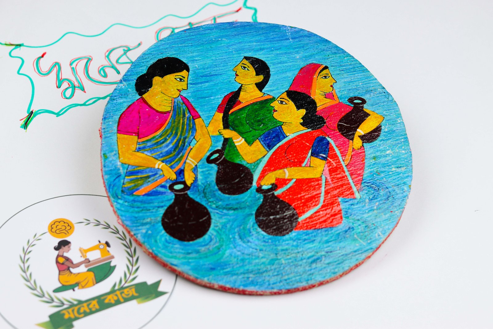 হাতে আঁকা মাটির হাঁড়ি